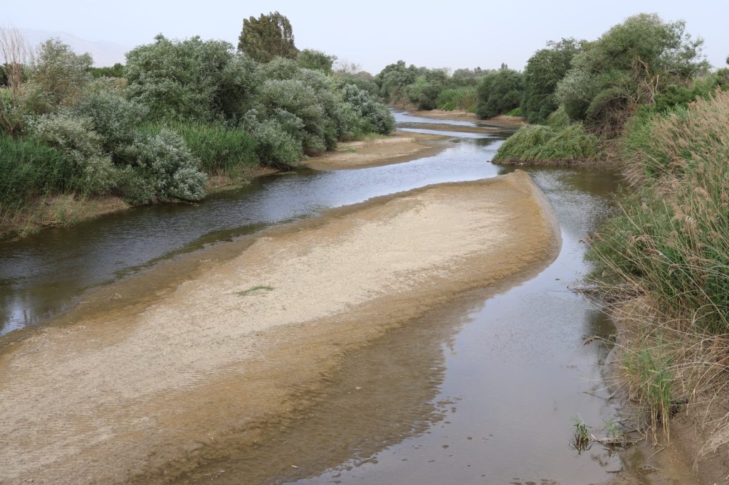 Bir Zamanlar Taşan Büyük Menderes Nehri Kurudu, Üreticiler Suya Hasret Kaldı