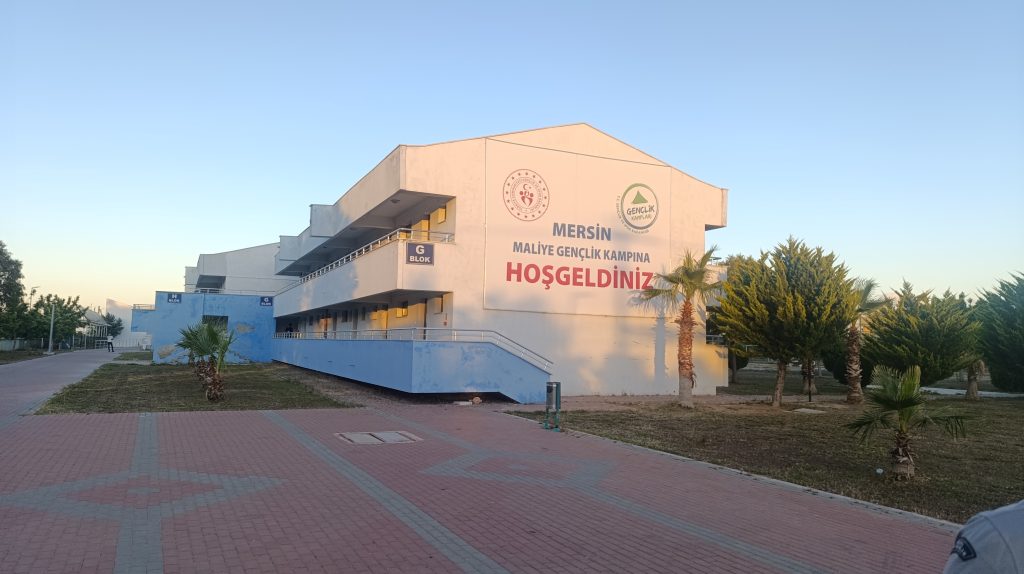 Kampta Deniz Etkinliği Kabusa Döndü: 3 Kişi Hayatını Kaybetti