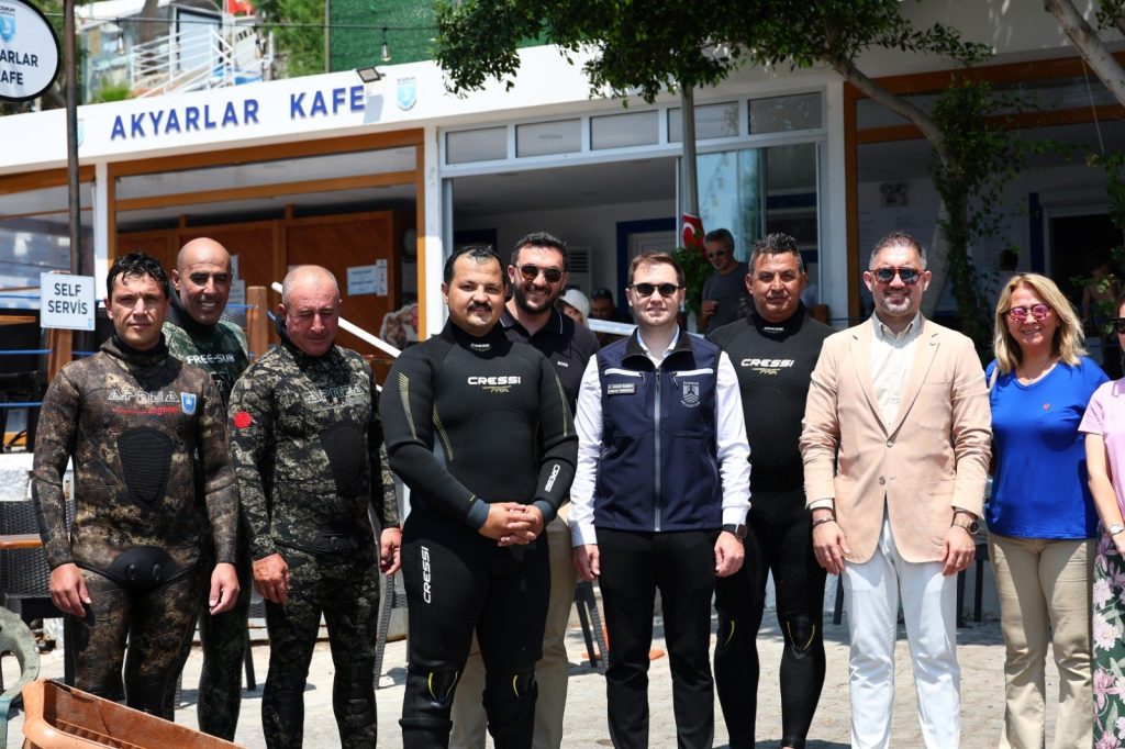 Bodrum’da Deniz Dibi Temizliği Akyarlar’da Devam Etti: 75 Kilogram Atık Çıkarıldı