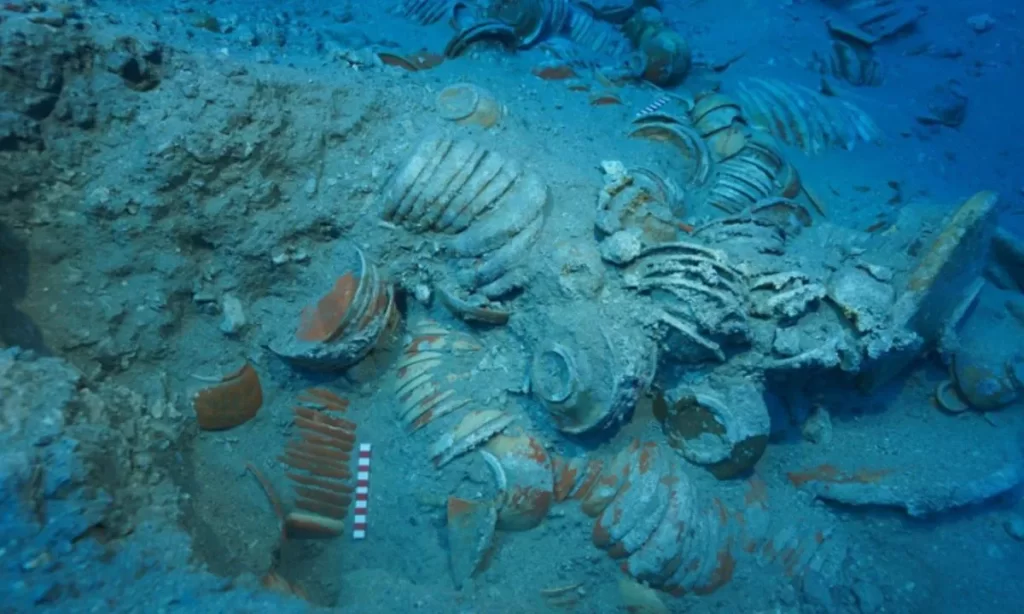 Antalya Açıklarında Tarihi Keşif: Roma Dönemine Ait Gemi Batığı Ortaya Çıktı