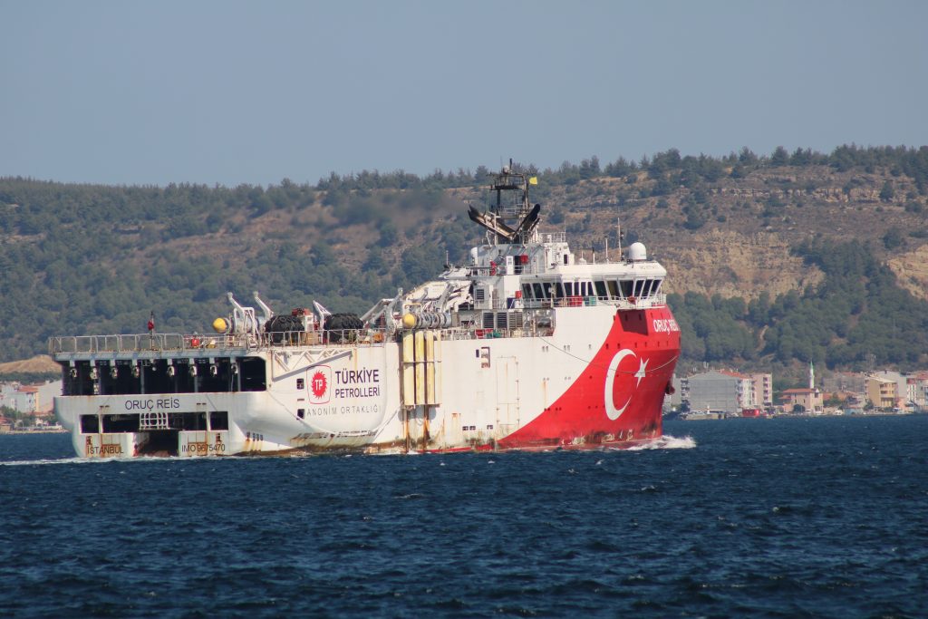 Oruç Reis Sismik Araştırma Gemisi, Somali Görevinin Ardından Çanakkale Boğazı’ndan Geçti