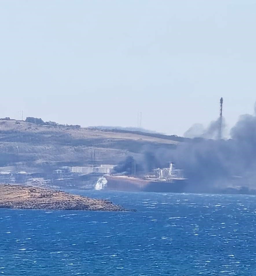 Aliağa Gemi Söküm Bölgesinde Tanker Yangını