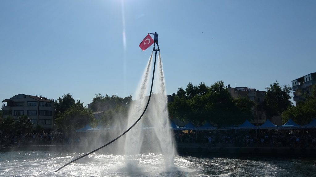 Karabiga Priapos Deniz Festivali 2025: 41. Yılında Coşku, Konserler ve Geleneksel Yarışmalar