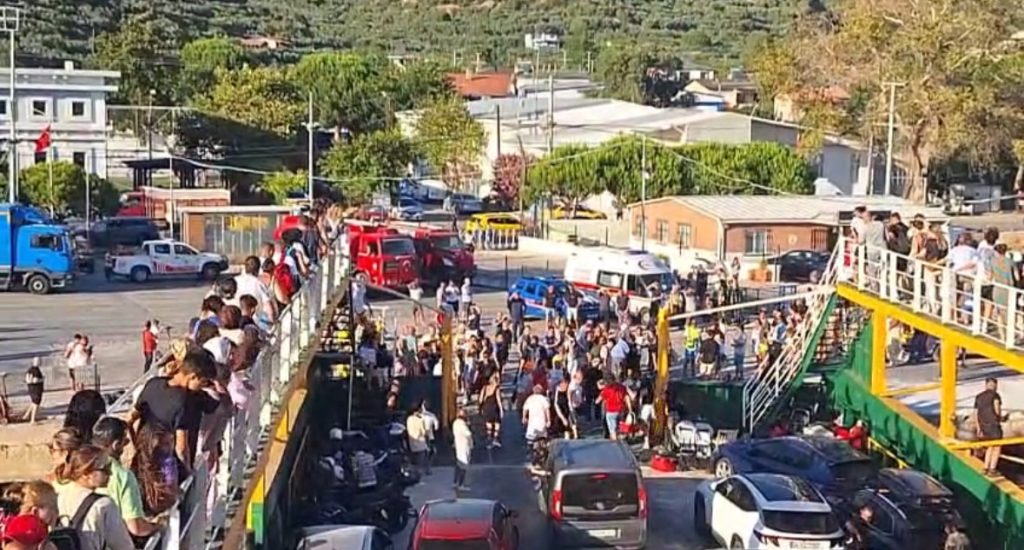 Marmara Adası Açıklarında Feribotta Yangın: 200 Yolcu Güvenli Şekilde Tahliye Edildi