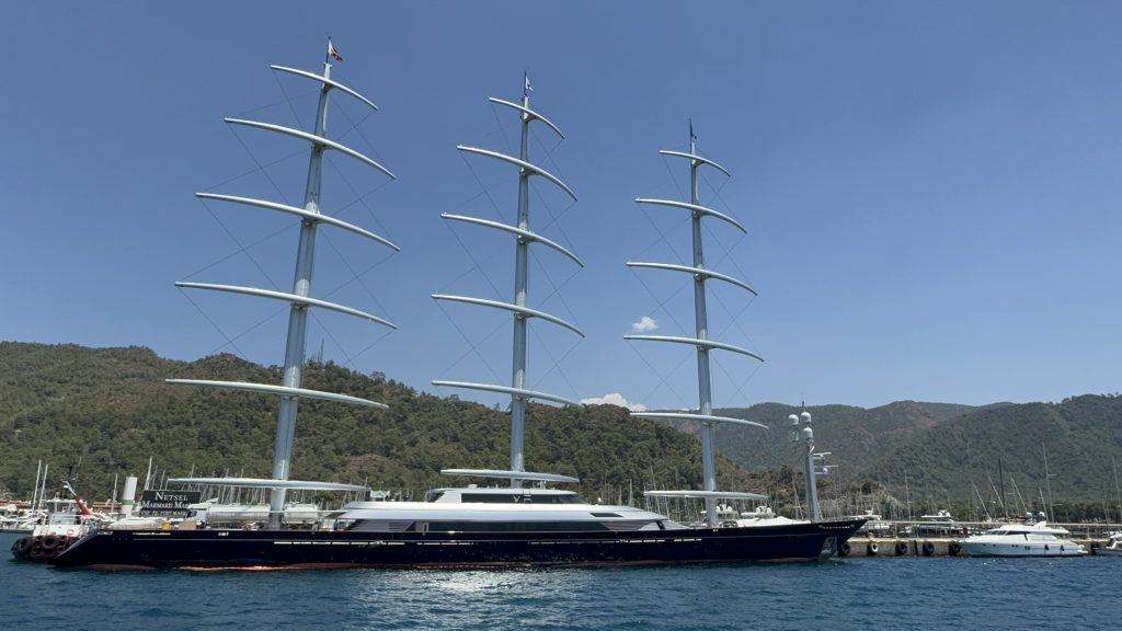 Dünyaca Ünlü Lüks Yat “Maltese Falcon” Marmaris’te!
