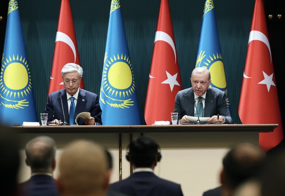 Türkiye ve Kazakistan’dan Deniz Ticareti ve Enerjide Yeni Hamle