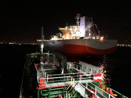 Arkas Bunker, iki uluslararası denizcilik firmasına biyoyakıt ikmaliyle düşük emisyonlu yakıt geçişine katkı sağladı.