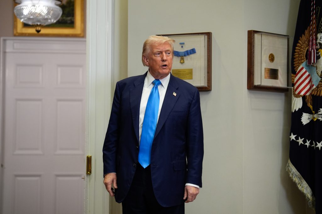 Trump: Uyuşturucu Yüklü Tekneye Ait Görüntüleri Yayınlama Kararı Hegseth’e Ait