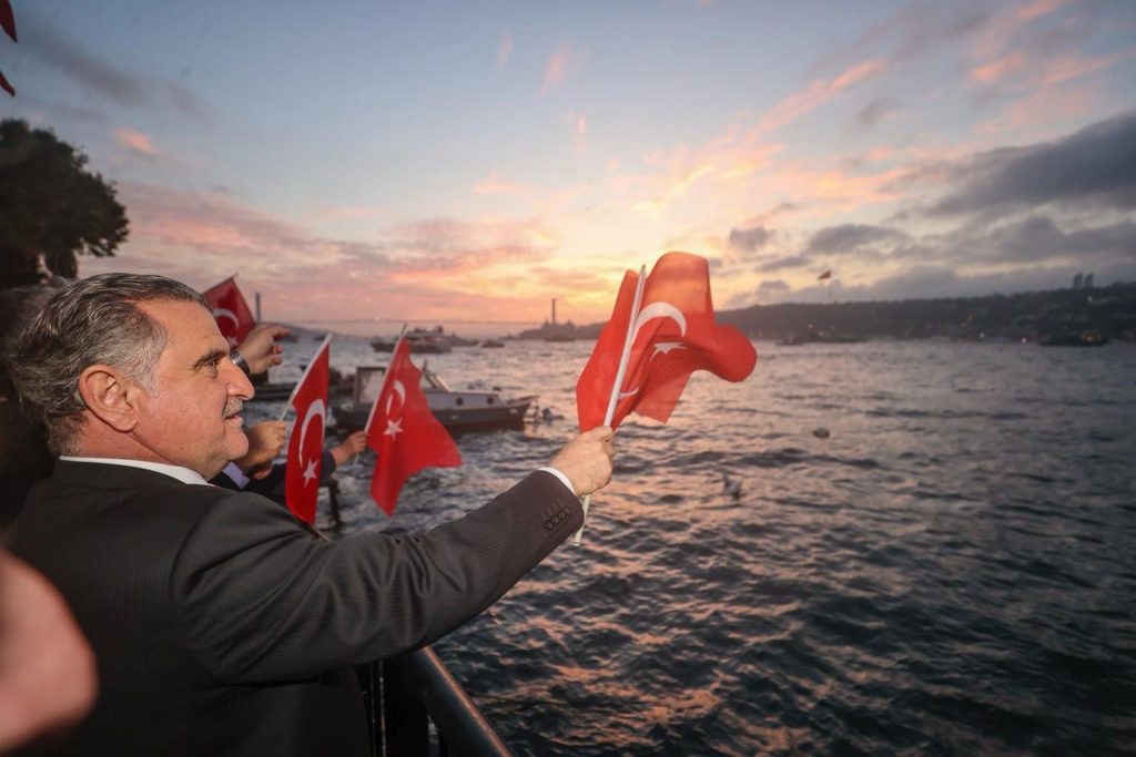TCG Anadolu ile Çanakkale’den İstanbul’a “Zafer Yolculuğu”
