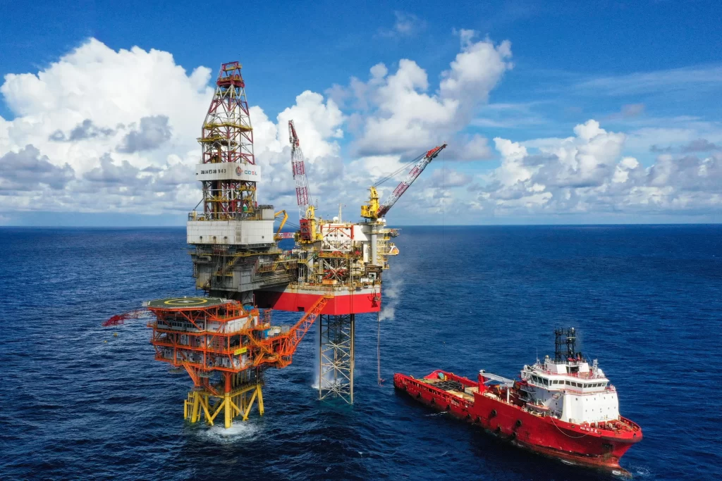 Denizde Bekleyen Milyonlarca Varil: İran Petrolünde Kritik Dönemeç