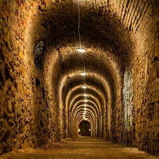 İstanbul’da Denizaltı Kazısında Osmanlı’dan Kalma Gizli Tünel Keşfedildi