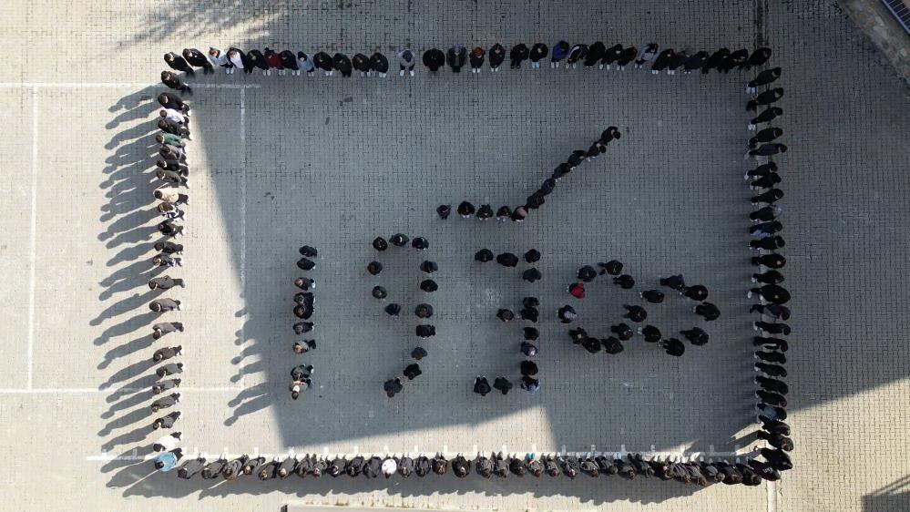 Bayburt Lisesi Öğrencileri ‘1938’ Koreografisiyle Atatürk’ü Andı