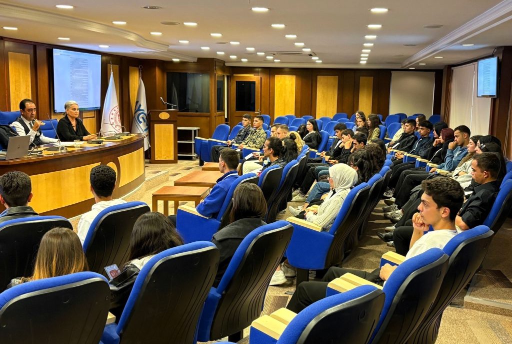 SUBÜ Mavi Rota Topluluğu Öğrencileri Ankara’da Denizcilik Uygulamalarını Yerinde İnceledi