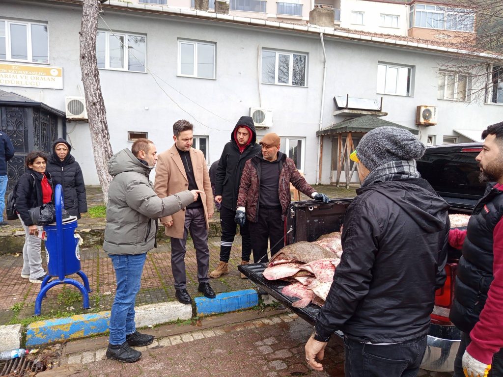 Sinop’ta Yasa Dışı Avlanan 625 Kalkan Balığı İhtiyaç Sahiplerine Dağıtıldı