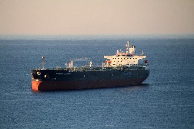 BD Sahil Güvenliği ile Yaptırım Altındaki Tanker Arasında Gerilim