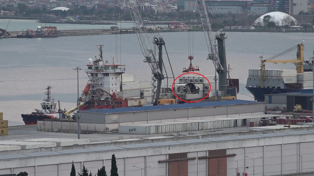 Karadeniz’de dron saldırısı: Konteyner gemisi Samsun Limanı’na sığındı