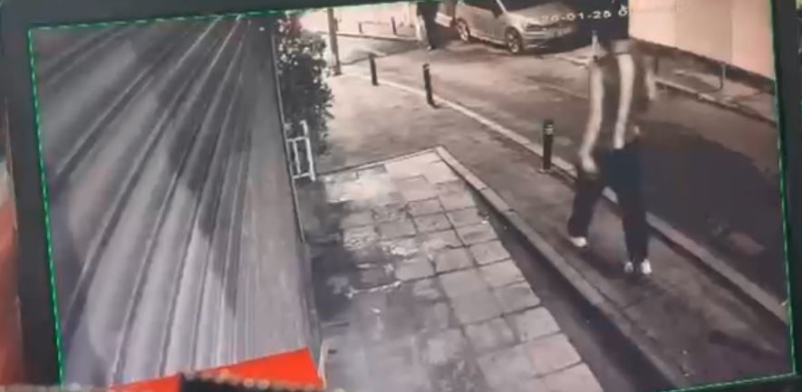 Beşiktaş Sahili’nde denize atlayan kayıp öğrenci aranıyor