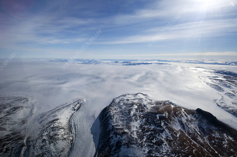 Trump’tan Grönland Açıklaması: “ABD Ordusu Seçenekler Arasında”