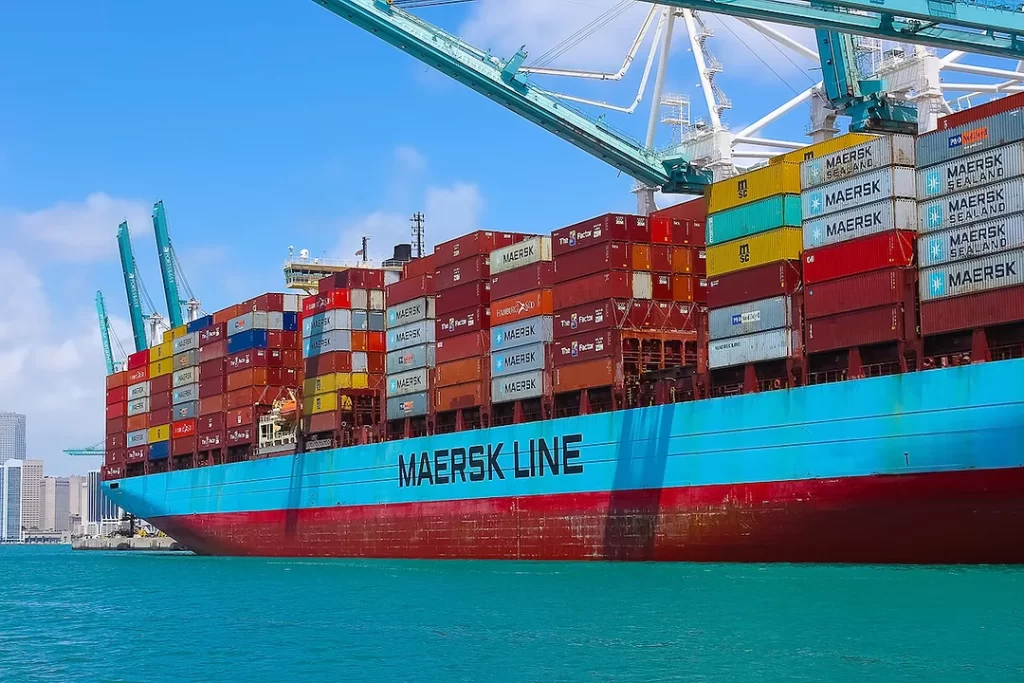 Maersk, Kızıldeniz ve Süveyş Rotasına Dönüyor