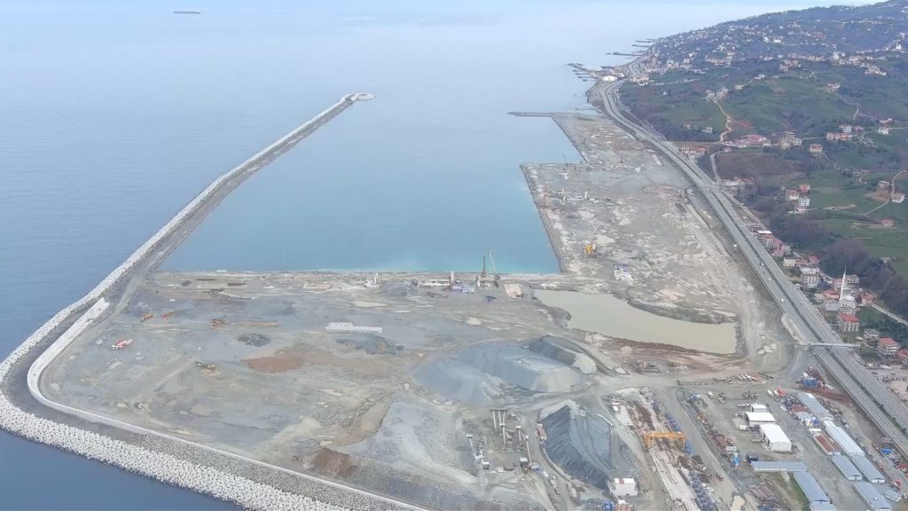 İyidere Lojistik Limanı’nda Sona Doğru, Üstyapı Ağustos Ayında Tamamlanıyor