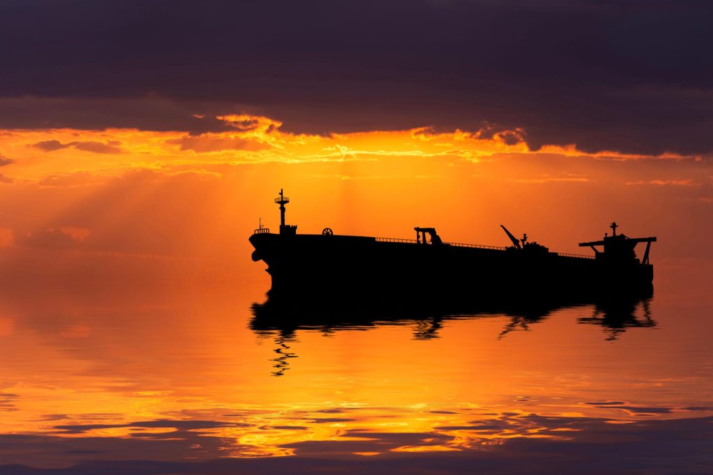 ABD Yaptırımları Geri Dönüyor, Hedefte Gölge Filo Var