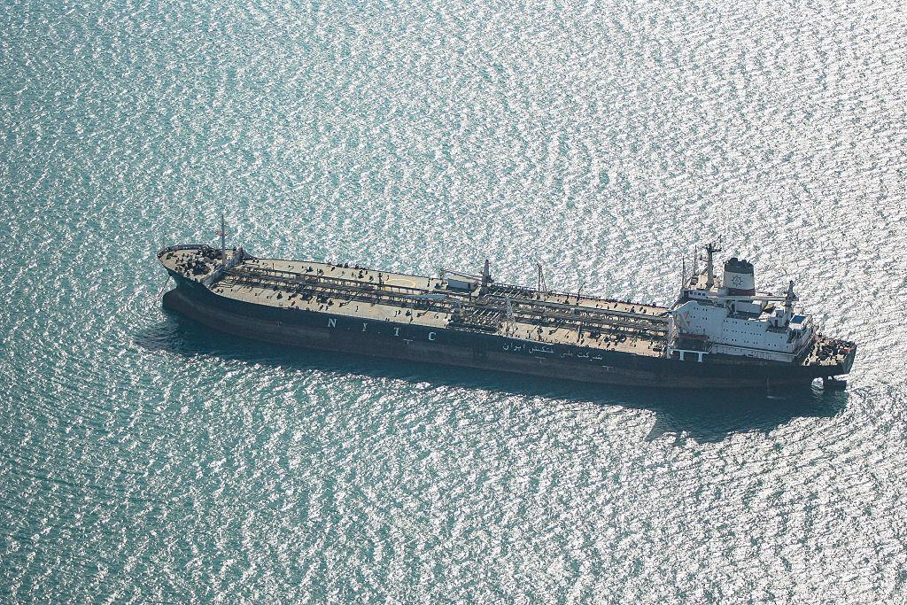 Hürmüz Boğazı tanker geçişi: Yüksek risk, milyon dolarlık kazanç