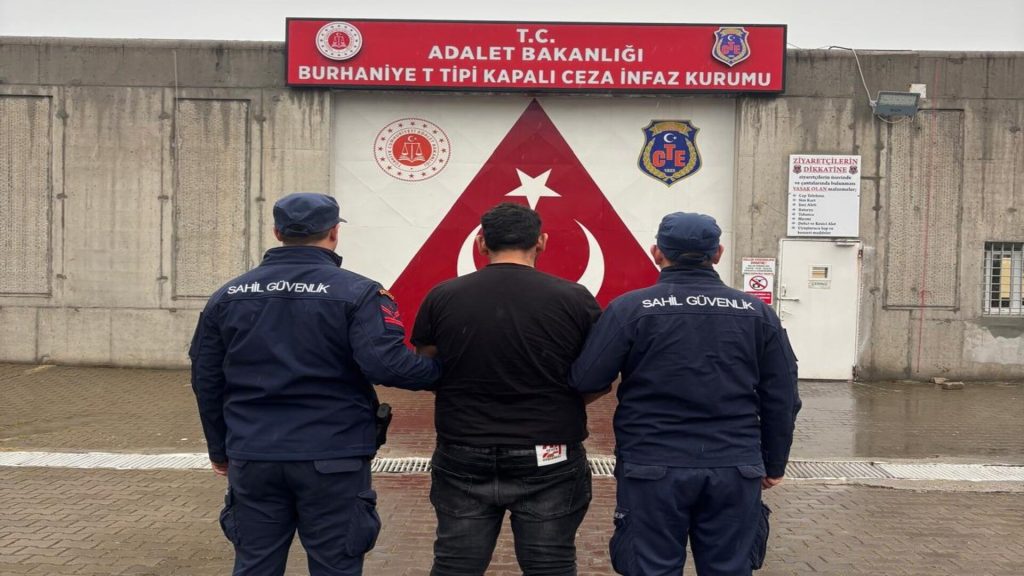 göçmen kaçakçısı
