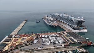 Kuşadası Limanı’nda Çifte Kruvaziyer: 5 Bini Aşkın Turist Geldi