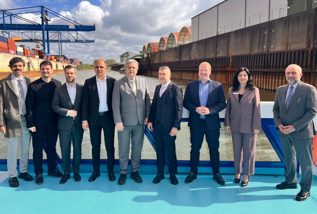 Türkiye-Avrupa Arasında Yeni Lojistik Koridoru İçin MTSO ve Duisport Masada