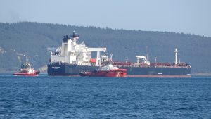 Çanakkale Boğazı’nda Sürüklenen Ham Petrol Tankeri Trafiği Durdurdu
