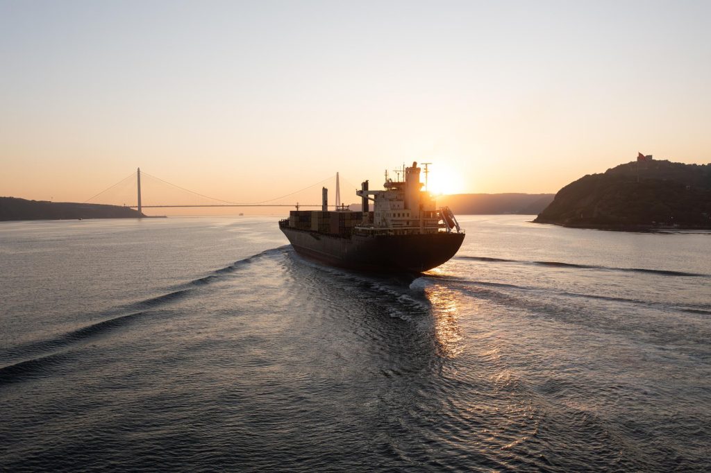 İran’dan Hürmüz Boğazı uyarısı: “Abluka sürerse gereken karşı adımları atacağız”,