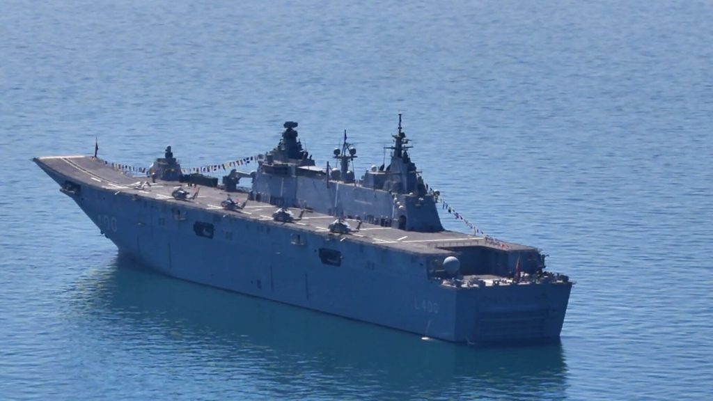 TCG Anadolu, SAHA EXPO 2026 İçin İstanbul Açıklarında!
