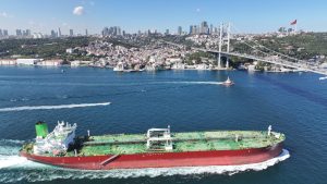 Türk Boğazlarından 4 Ayda 26 Bin Gemi Geçtiği Açıklandı