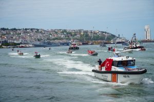 Samsun’da Görsel Şölen: 19 Mayıs Coşkusu Denizden Taştı!
