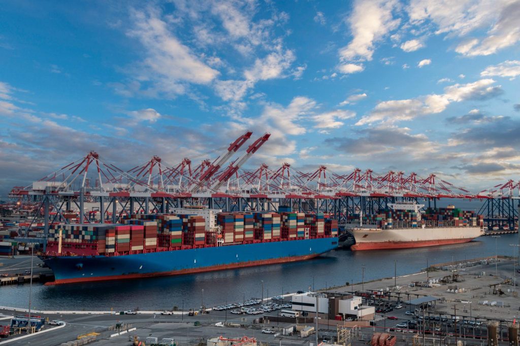 Long Beach Limanı’ndan Küresel Ticaret Uyarısı