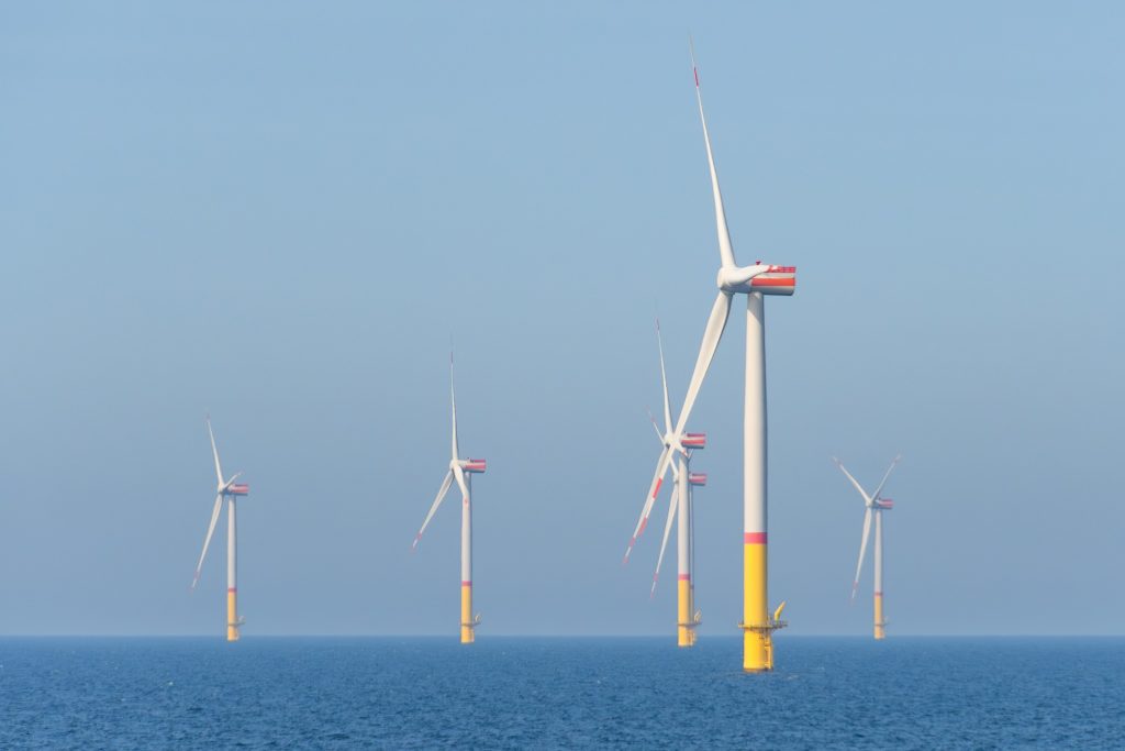 Türkiye’nin İlk Deniz Üstü Rüzgar Santralleri İçin Düğmeye Basıldı