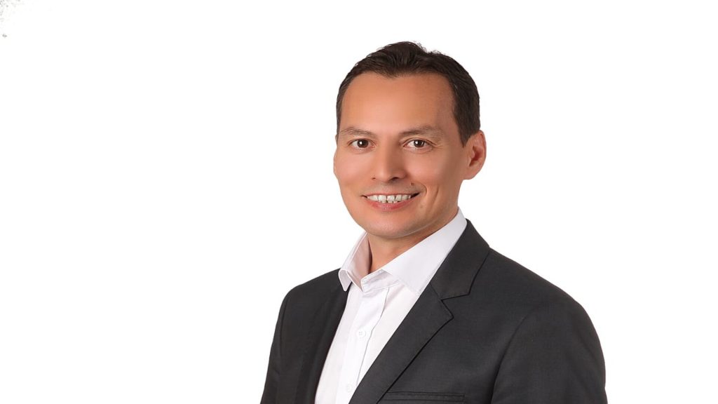 IEC Telecom Türkiye Yeni Nesil Hibrit Denizcilik Haberleşmesini Anlattı